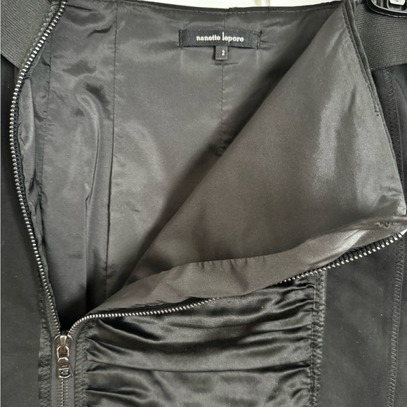 Nanette Lepore Black Ruched Center Zip Pencil Skirt - Picture 2 of 7